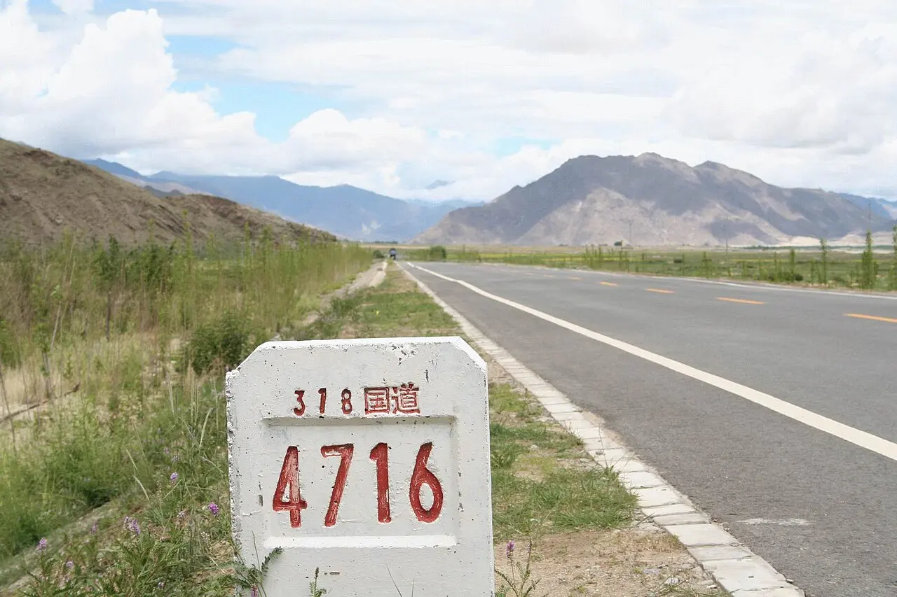 中国公路与汽车拍摄